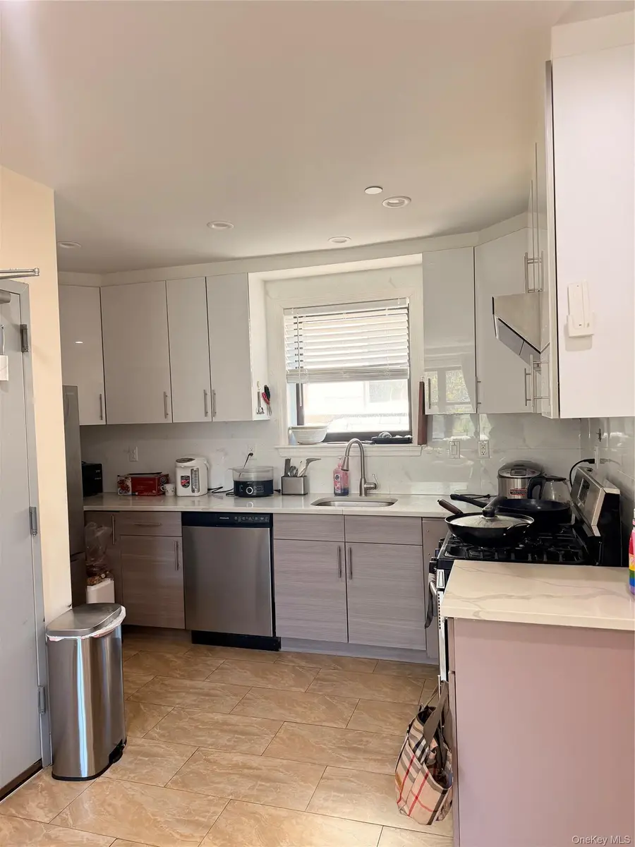 4128 150th Street #2B, Flushing, NY 11355 - #3