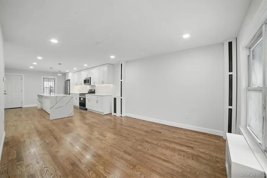 4069 Grace Avenue, Bronx, NY 10466 - #2