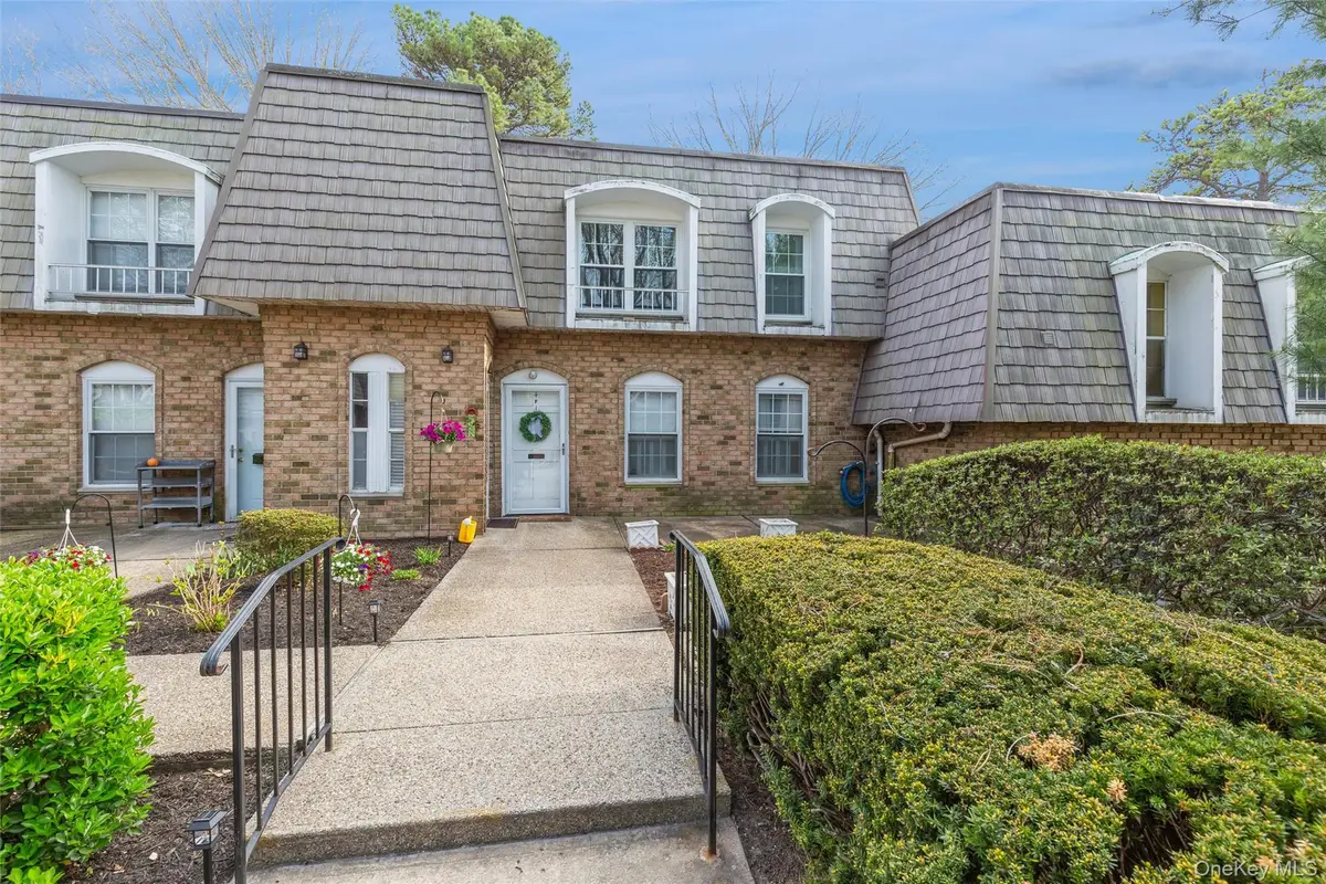 655 Middle Country Road #4F1, Coram, NY 11727 - #1