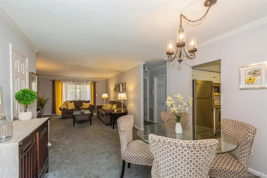 655 Middle Country Road #4F1, Coram, NY 11727 - #3