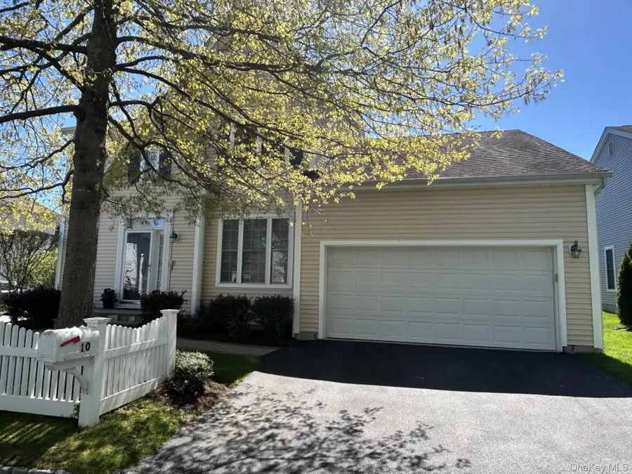 10 Limerick Court, White Plains, NY 10603 - #2