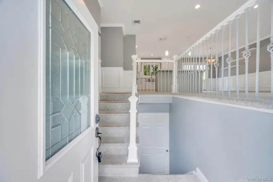 10 Evelyn Drive, Bethpage, NY 11714 - #2