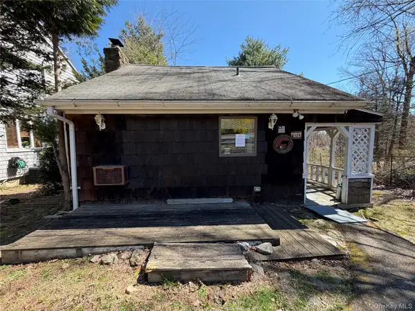 6 N Shenorock Drive, Yorktown Heights, NY 10598