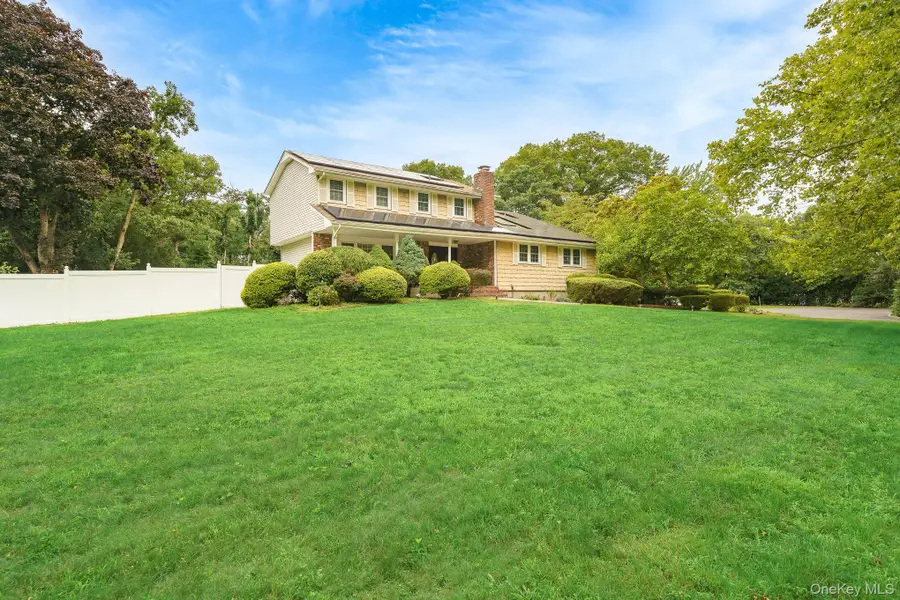 2 Village Drive W, Dix Hills, NY 11746 - #2