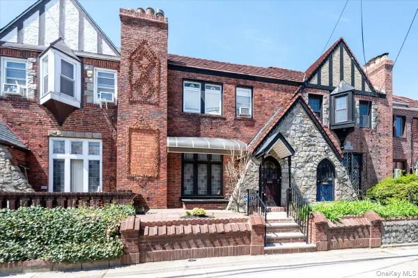 13010 227th Street, Laurelton, NY 11413