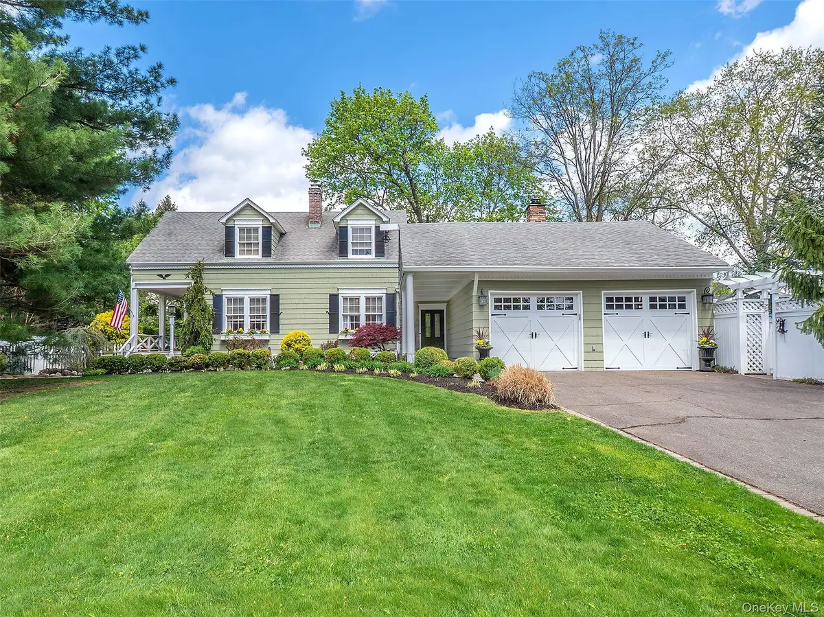 3 Duke Place, Glen Cove, NY 11542 - #1