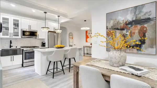 21 Barstow Road #5C, Great Neck, NY 11021