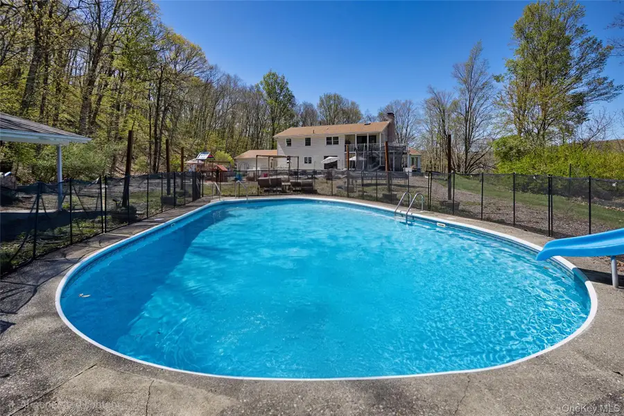 32 Cole Road, Pleasant Valley, NY 12569 - #3