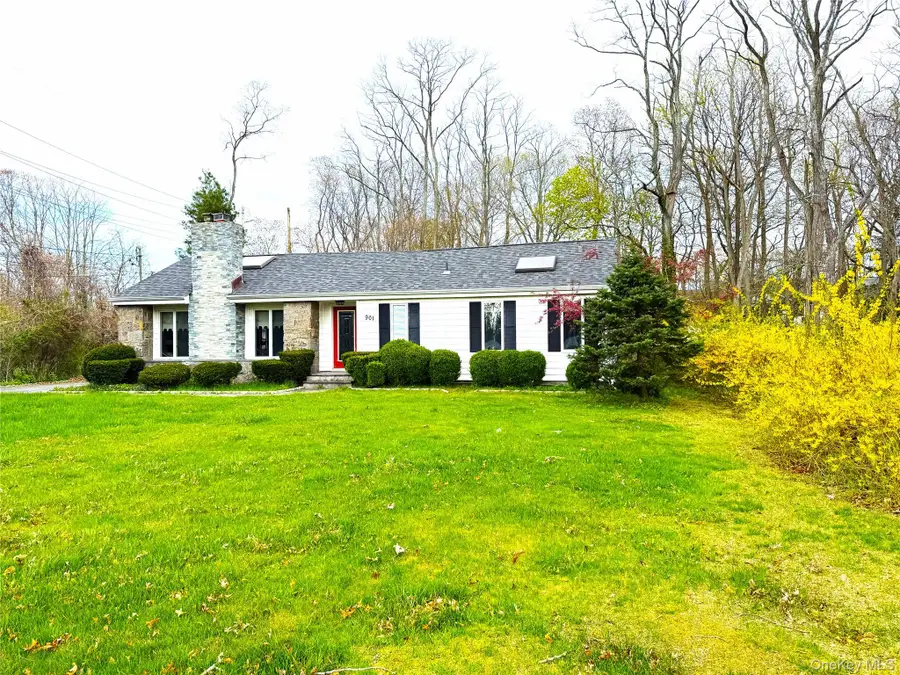 901 Broadway Avenue, Holbrook, NY 11741 - #3