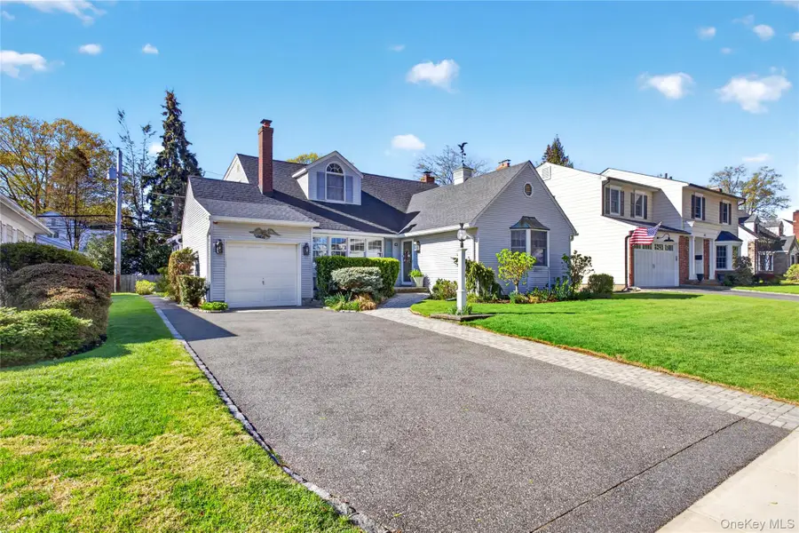 46 Mulberry Avenue, Garden City, NY 11530 - #3