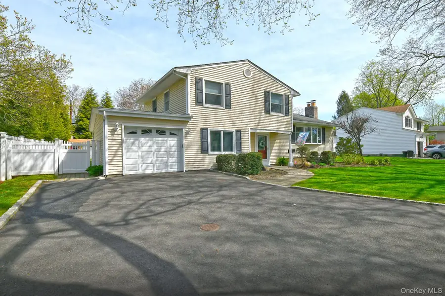 7 Gaston Street, Melville, NY 11747 - #2