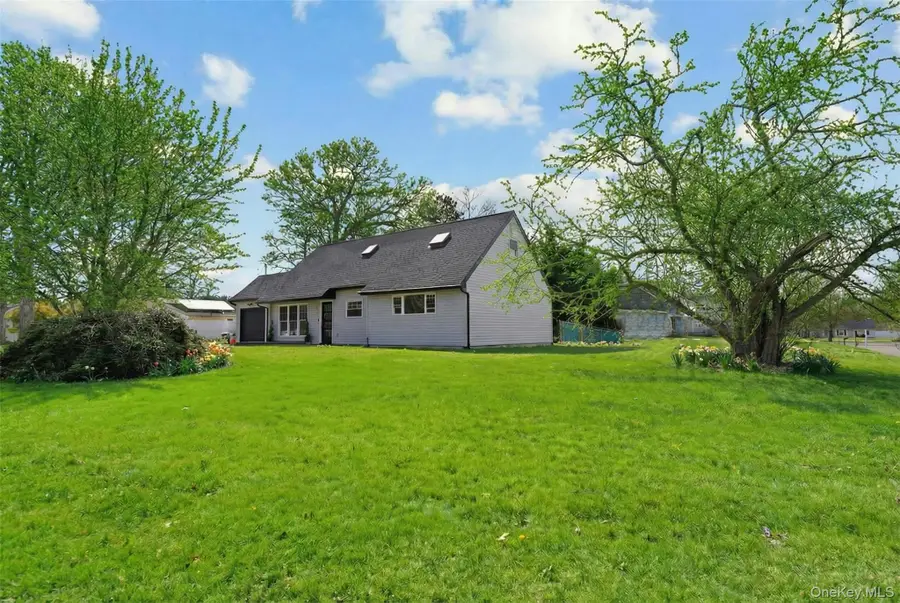 56 Pennaquid Road, Coram, NY 11727 - #3