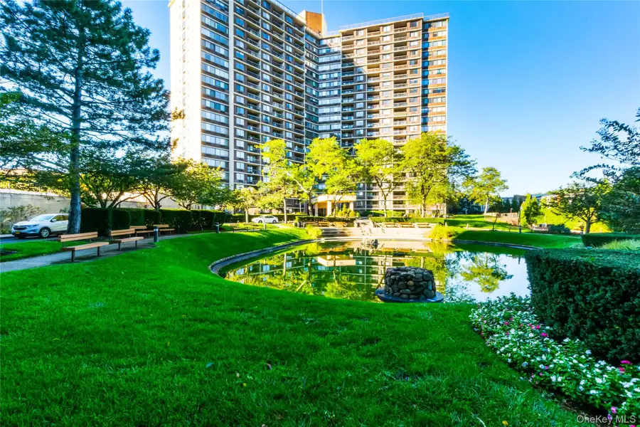 2 Bay Club Drive #1M, Bayside, NY 11360 - #2