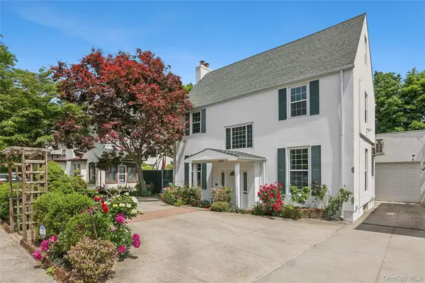 7715 Kew Forest Lane, Forest Hills, NY 11375