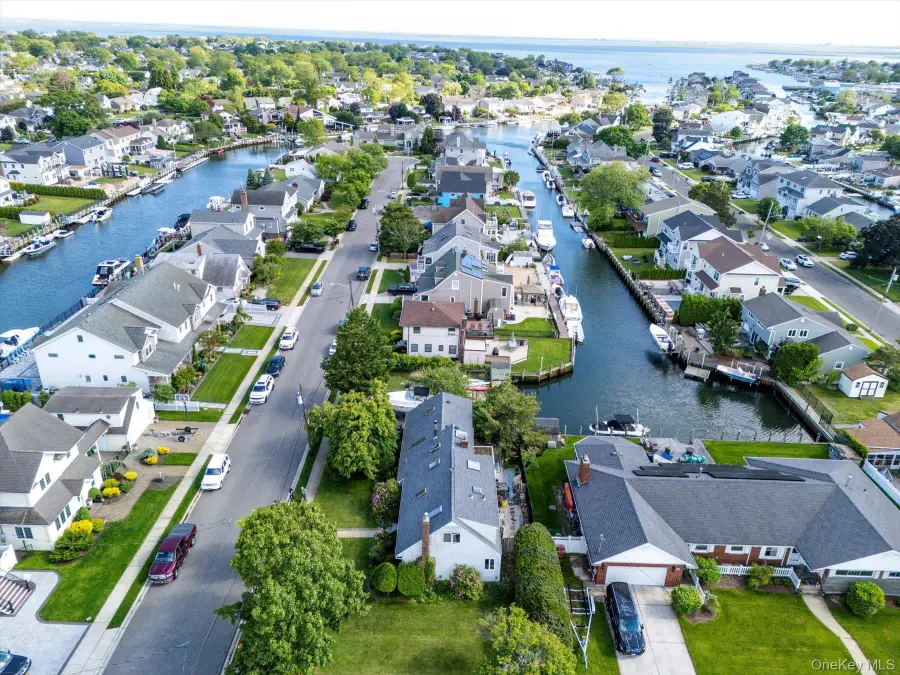 34 Seabreeze Road, Massapequa, NY 11758 - #3
