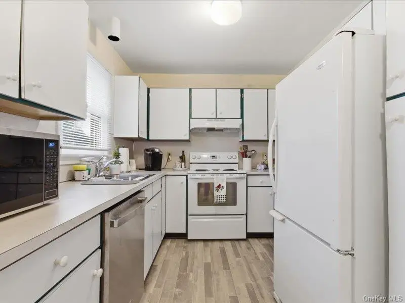 177A Heritage Hills #A, Somers, NY 10589 - #3