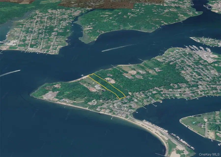 38 Old Neck Road S, Center Moriches, NY 11934 - #2