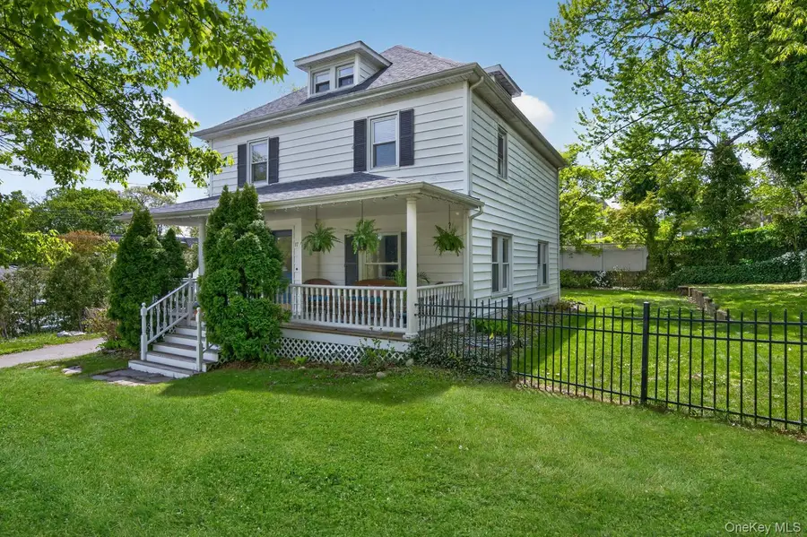 17 Riggs Place, Locust Valley, NY 11560 - #3