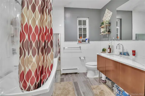 5222 Van Loon Street, Elmhurst, NY 11373