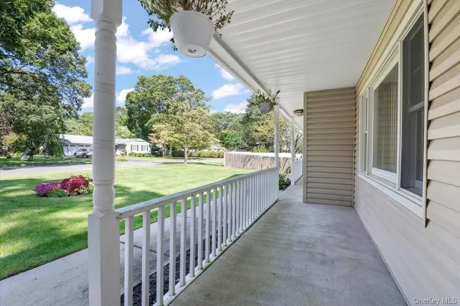 4 Superior Street, Miller Place, NY 11764 - #2