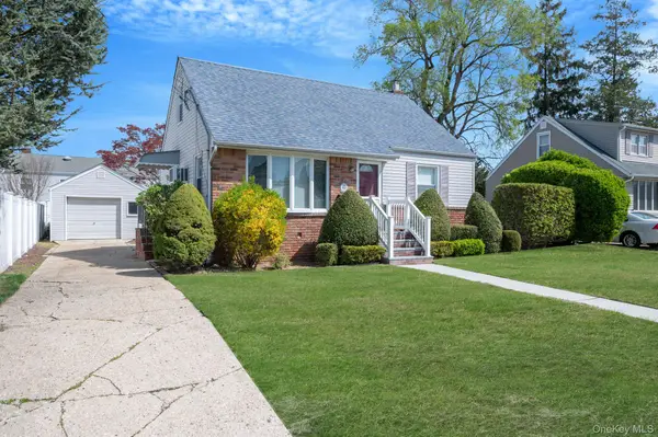216 Doris Avenue, North Bellmore, NY 11710