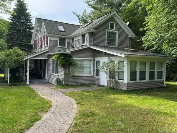 74 S Airmont Road, Suffern, NY 10901