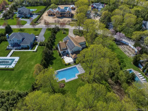 17 Willowood Court, Westhampton, NY 11977