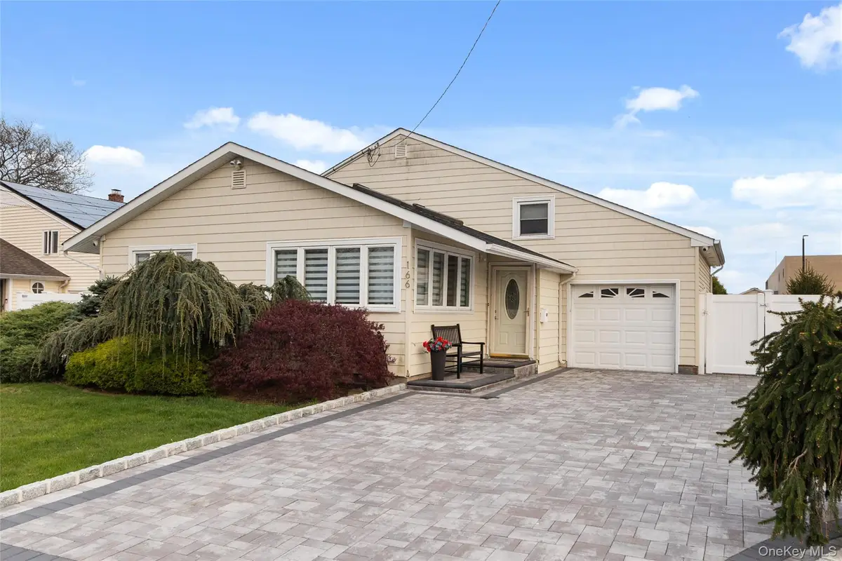 166 Pratt Street, West Babylon, NY 11704 - #1