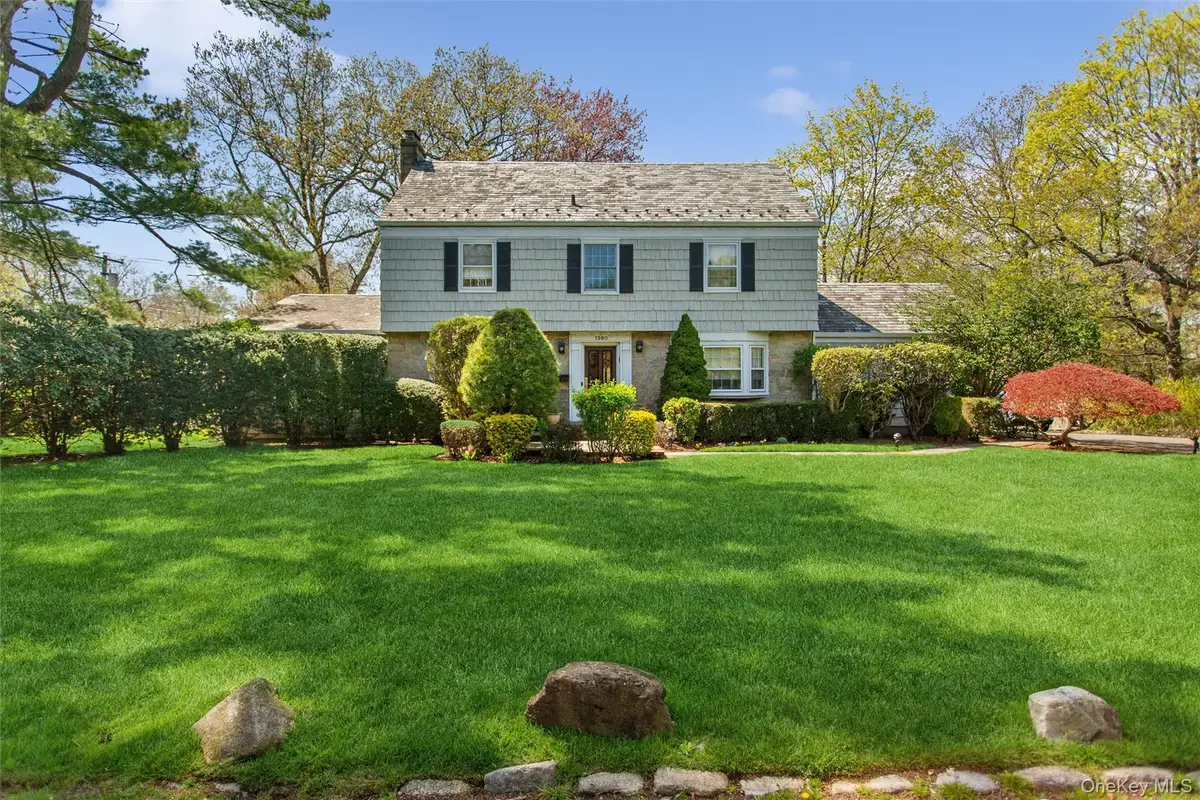 1360 Boxwood Drive W, Hewlett Harbor, NY 11557 - #1