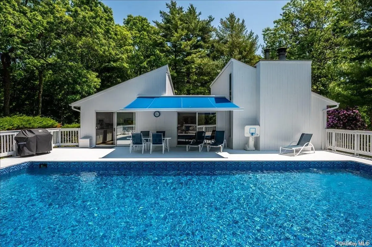 13 Van Scoys Path W, East Hampton, NY 11937 - #1