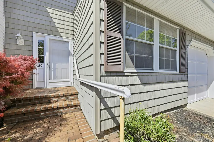 29 Jennings Lane, Woodbury, NY 11797 - #2