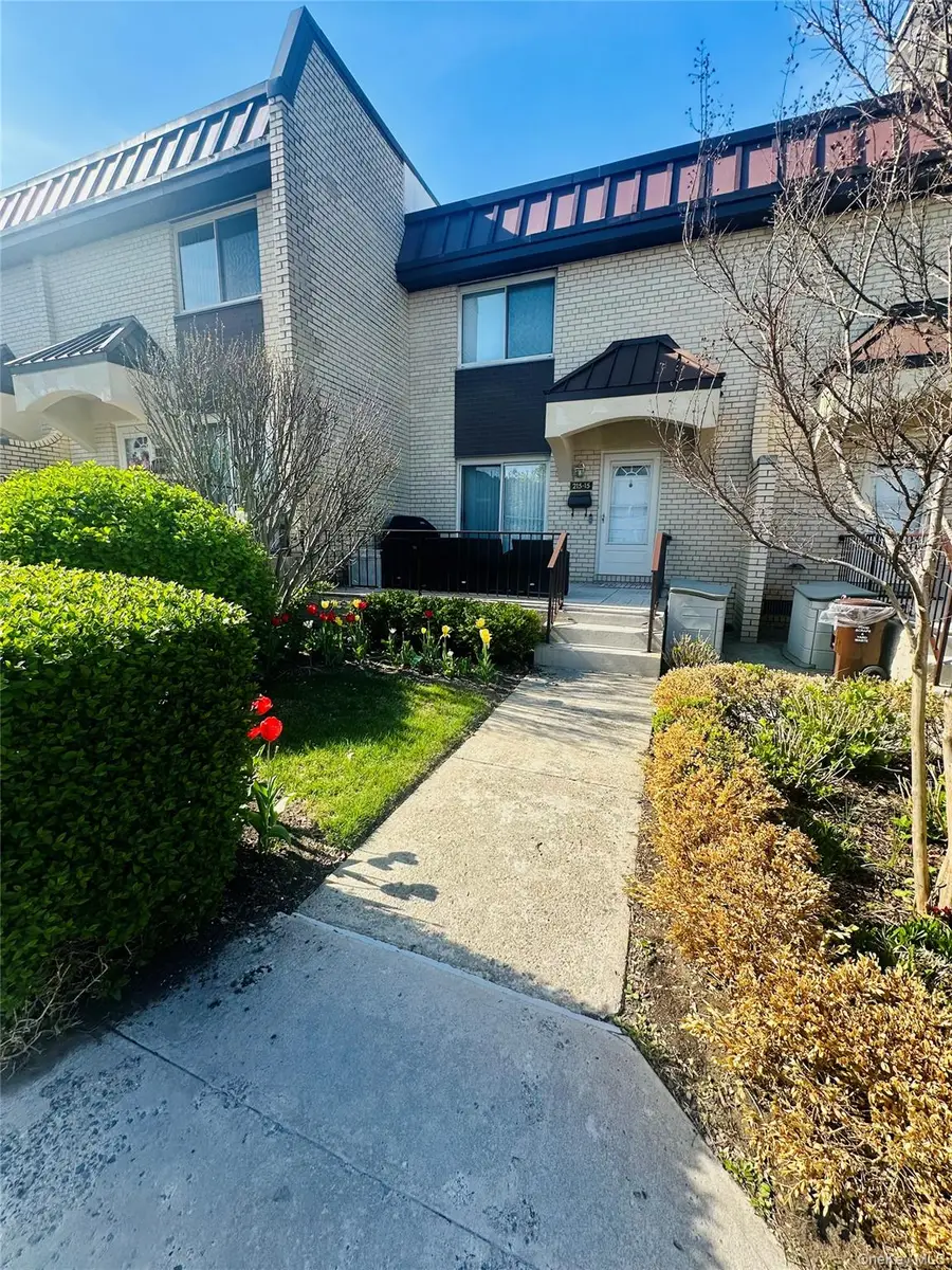 215-15 23rd Avenue #TH10, Bayside, NY 11360 - #3