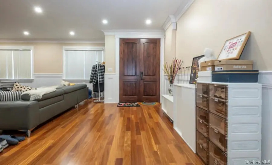 24814 Van Zandt Avenue, Little Neck, NY 11362 - #3