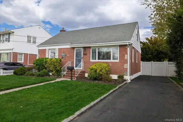 2915 Laurel Avenue, Baldwin, NY 11510