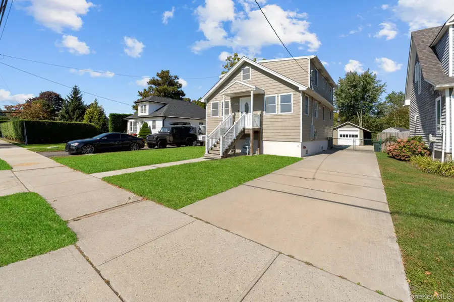 109 Laurel Street, Patchogue, NY 11772 - #2