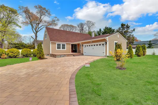 907 Pearl Street, Bohemia, NY 11716