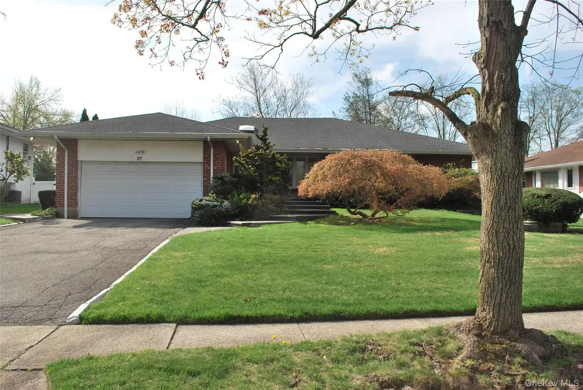 27 Whittier Drive, Searingtown, NY 11507 - #1