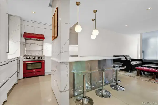 117 E 57th Street #20F, New York (Manhattan), NY 10022