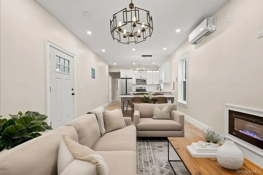 639 Watkins Street, Brooklyn, NY 11212 - #2