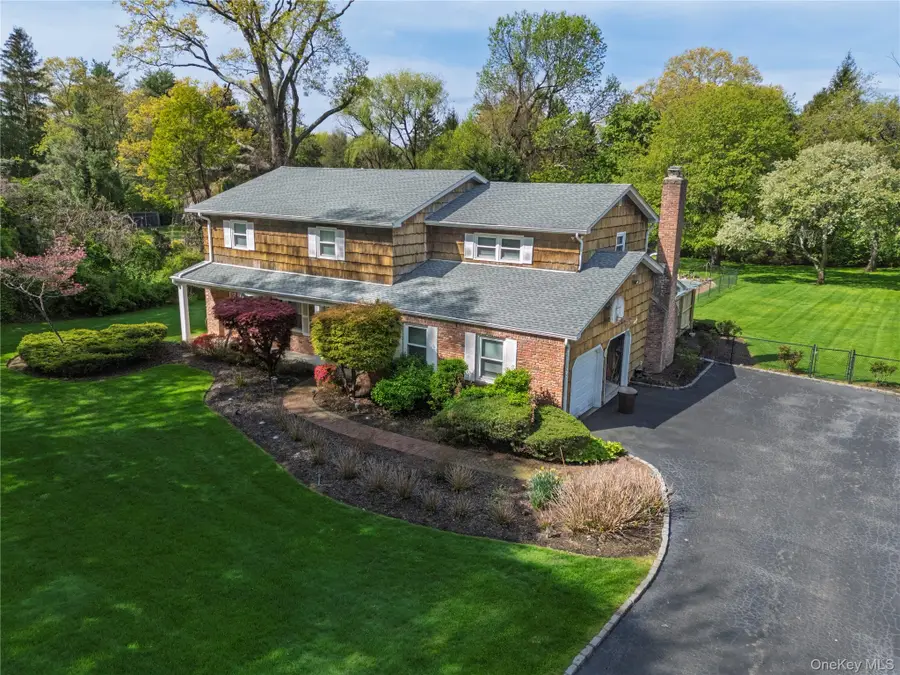 167 Brookville Lane, Glen Head, NY 11545 - #2