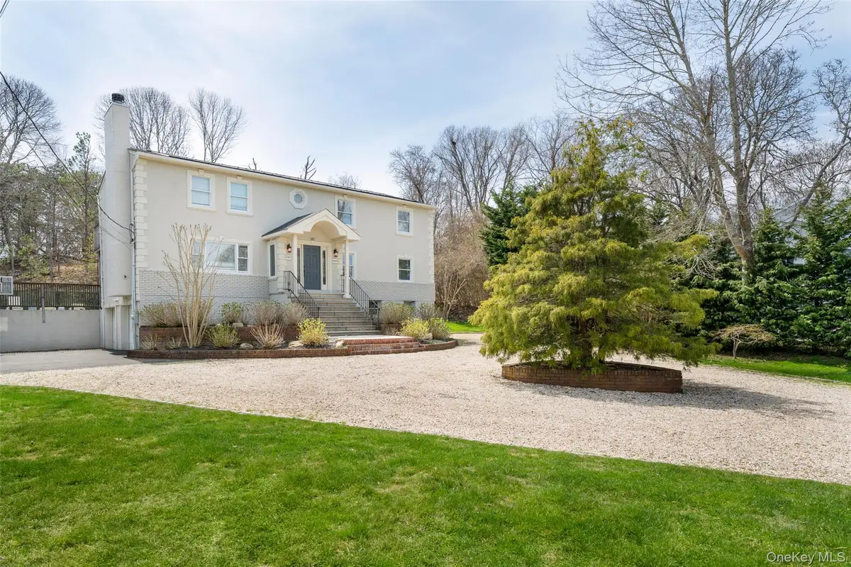 36 Charla Drive, Southampton, NY 11968 - #1