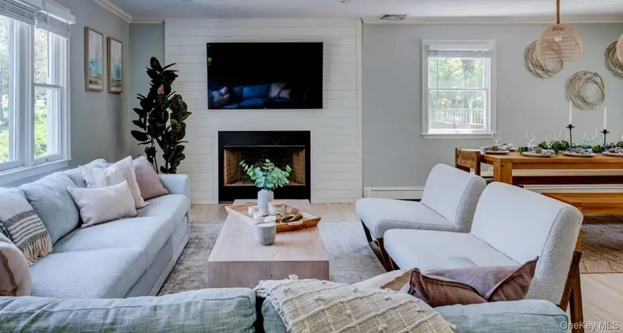 36 Charla Drive, Southampton, NY 11968 - #3