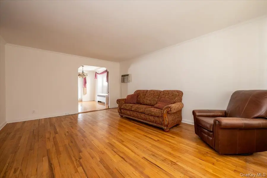 338 Pennyfield Avenue, Bronx, NY 10465 - #3