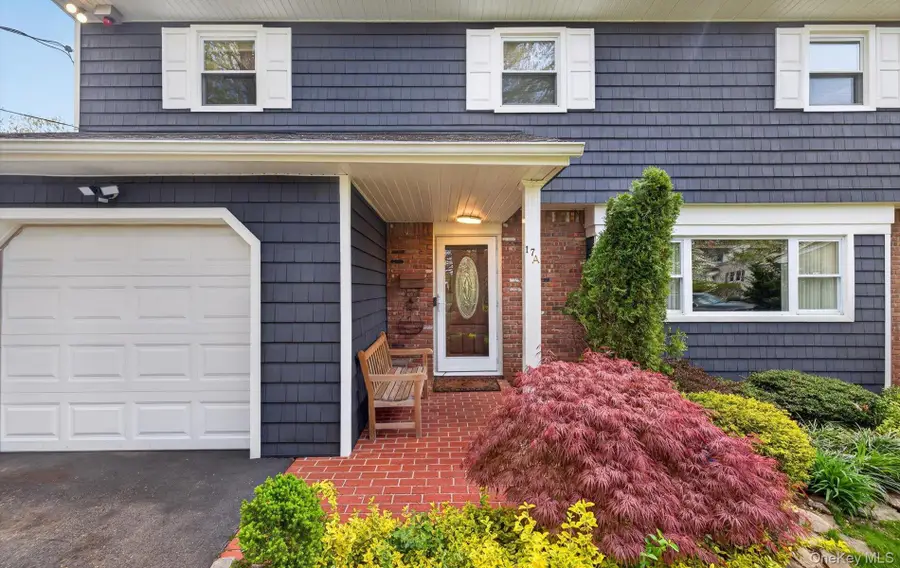 17 Hillcrest Drive #A, Glen Head, NY 11545 - #3