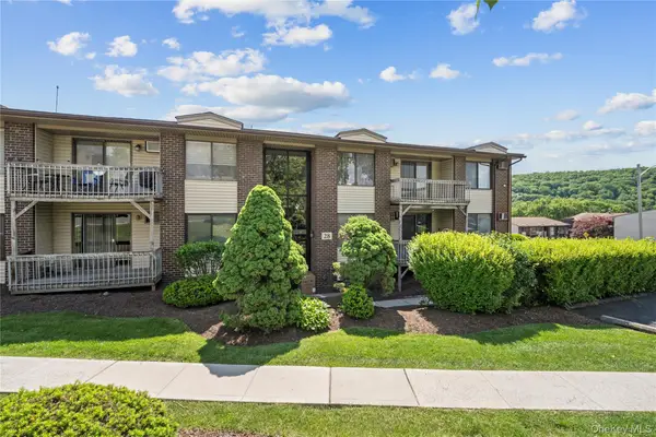 284 Country Club Lane, Pomona, NY 10970