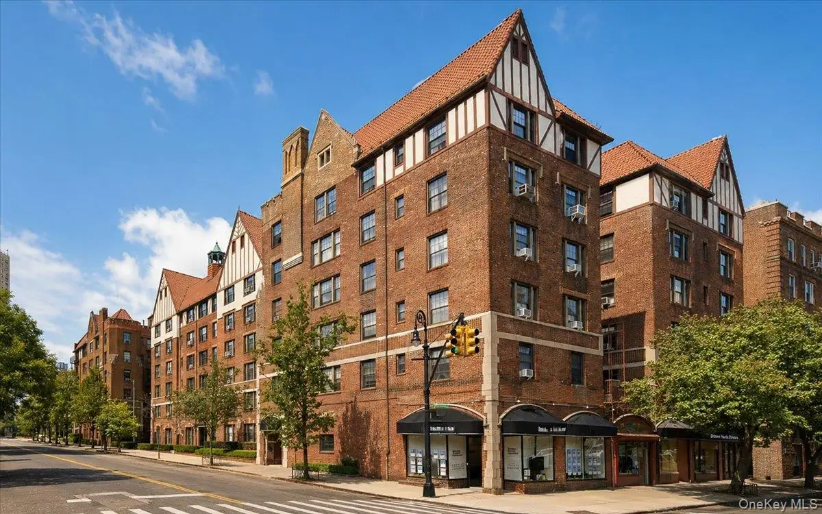 109-14 Ascan Avenue #2P, Forest Hills, NY 11375 - #1