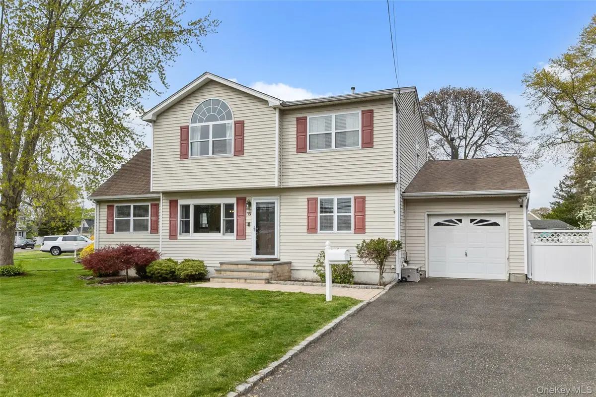 15 Adams Street E, East Islip, NY 11730 - #1