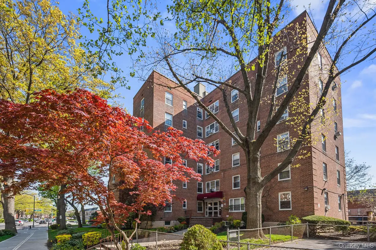 26-15 Parsons Boulevard #1G, Flushing, NY 11354 - #1