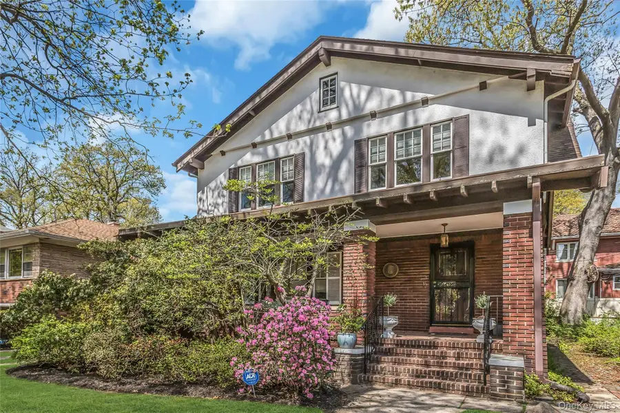 116 82nd Road, Kew Gardens, NY 11415 - #2