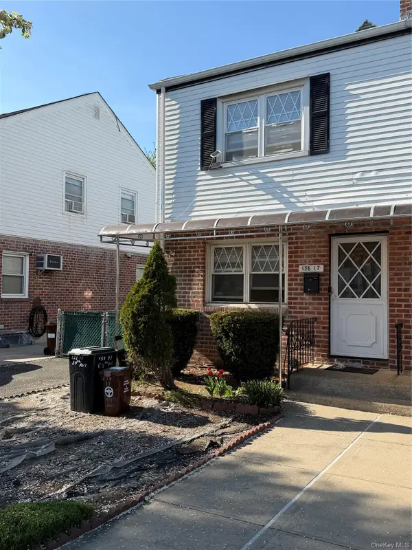 13817 64 Avenue, Flushing, NY 11367